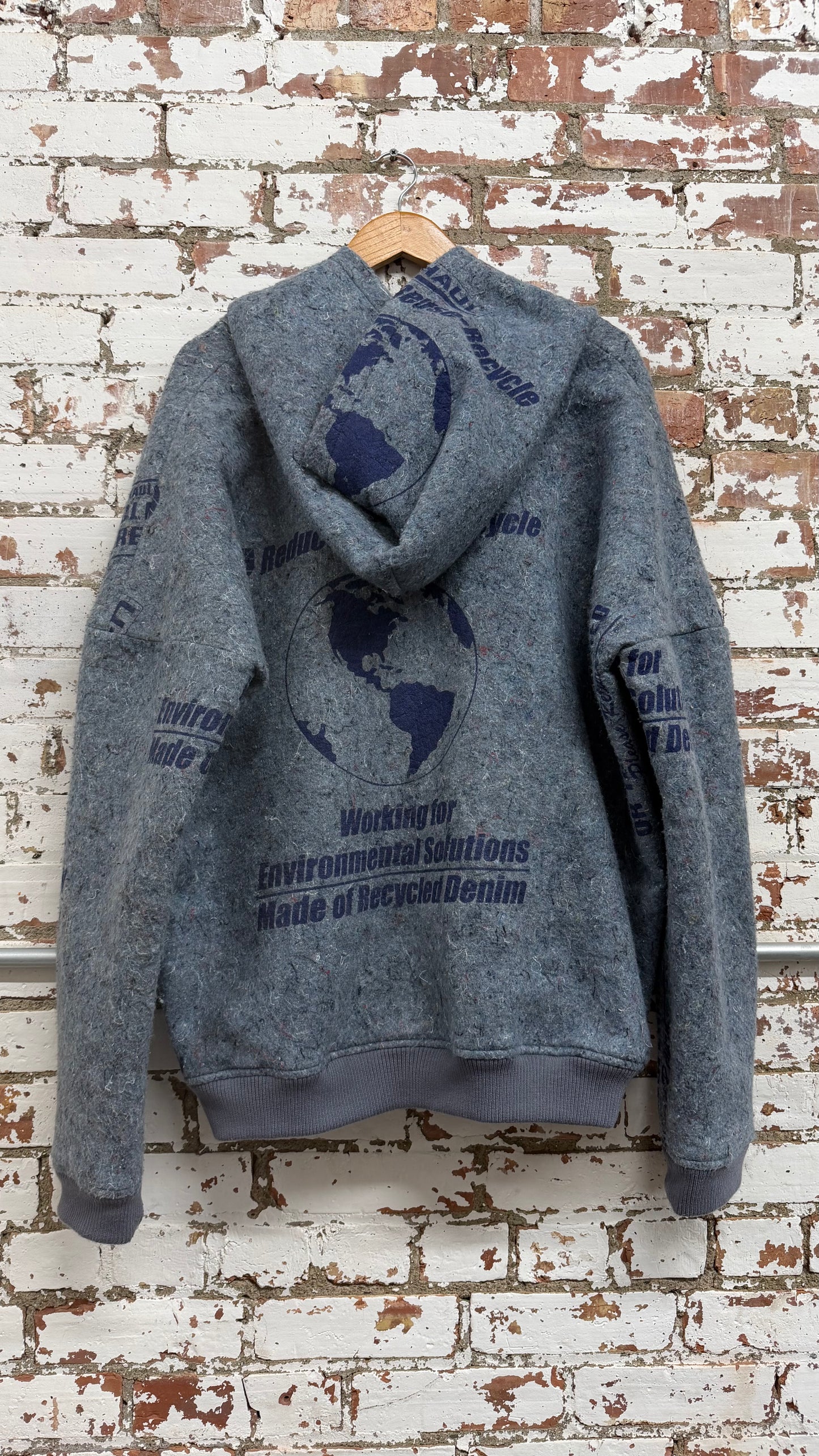 Mover Blanket Zip Up Hoodie *Archive (XL)